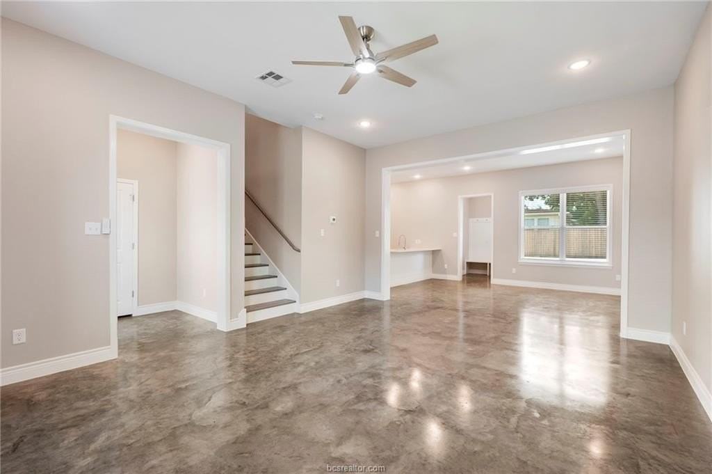 3213 Link St #112 - Photo 3 of 25