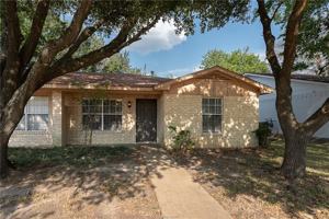 featured image of 3917 Olive St #B