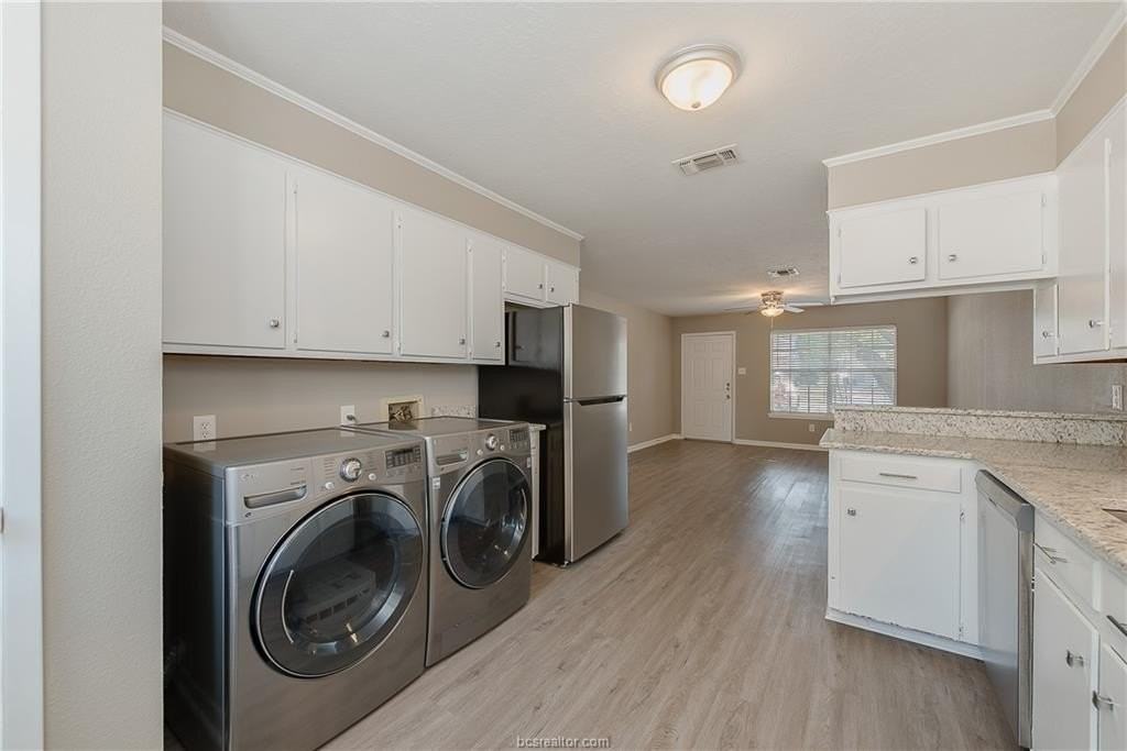 3917 Olive St #B - Photo 6 of 11