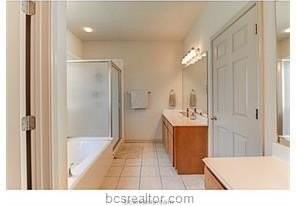 2212 Brougham Pl - Photo 7 of 11