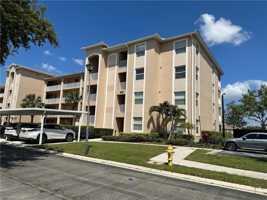 featured image of 8470 Kingbird Loop #1027