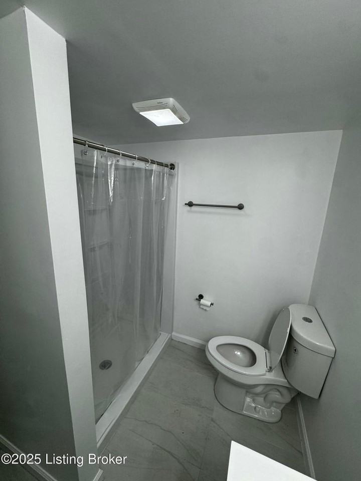 5303 Haventree Place - Photo 4 of 20