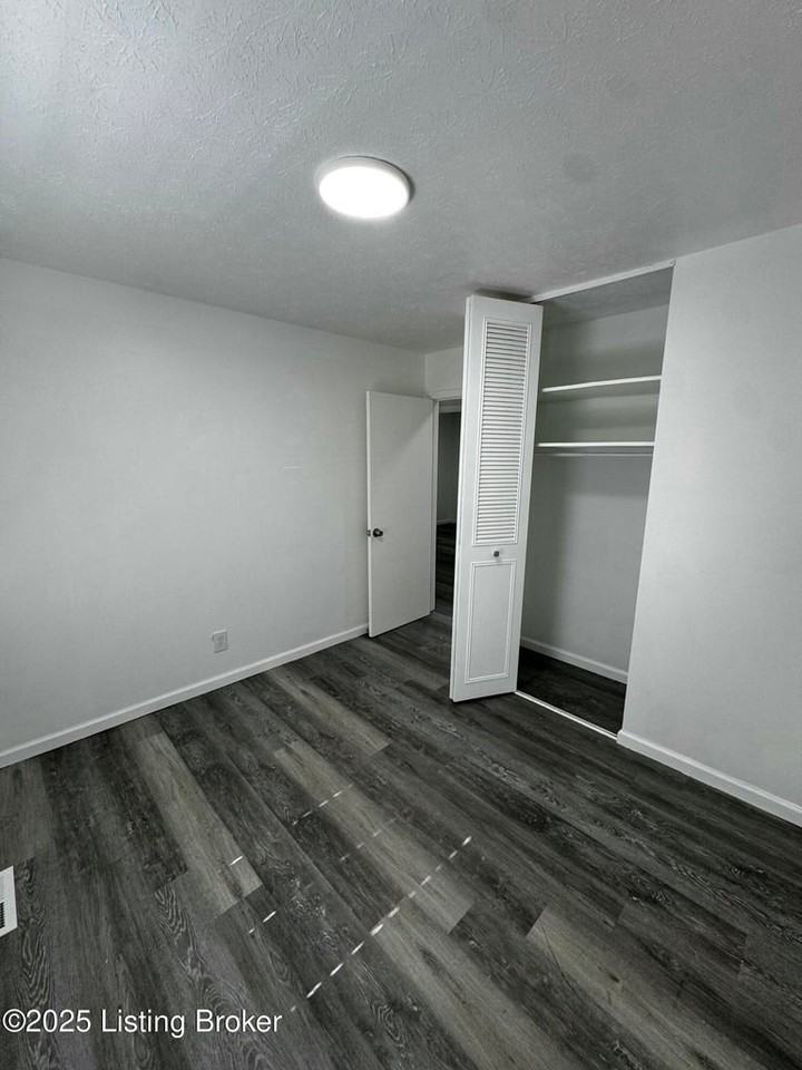 5303 Haventree Place - Photo 7 of 20