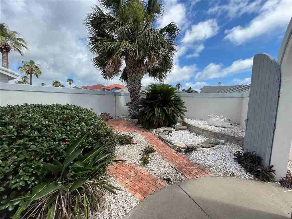 13557 Bullion Ct - Photo 2 of 23