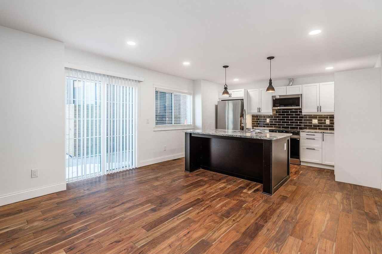 3535 Sunset Dr - Photo 4 of 35