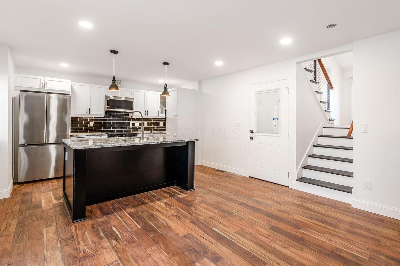 3535 Sunset Dr - Photo 5 of 35