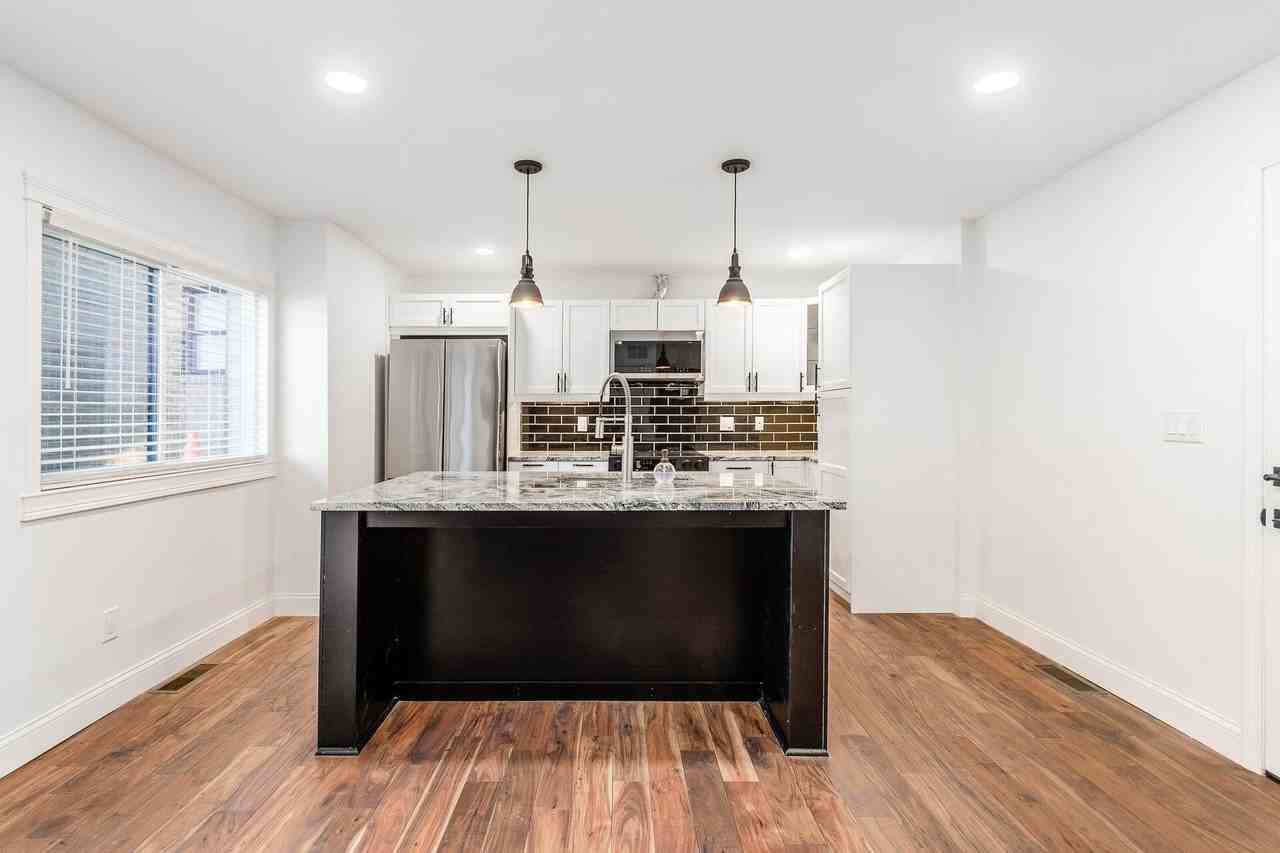 3535 Sunset Dr - Photo 6 of 35