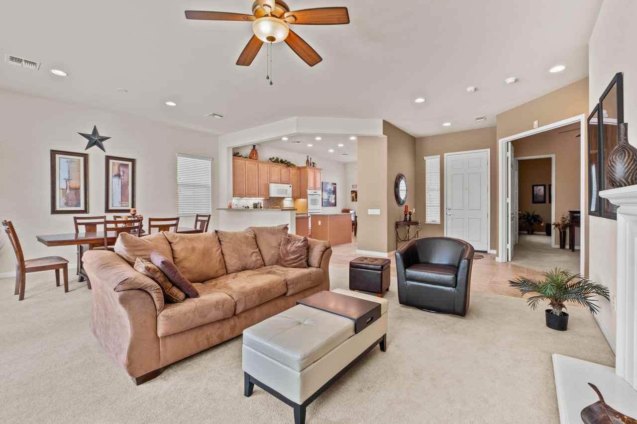 80097 Avenida Santa Olivia - Photo 7 of 31