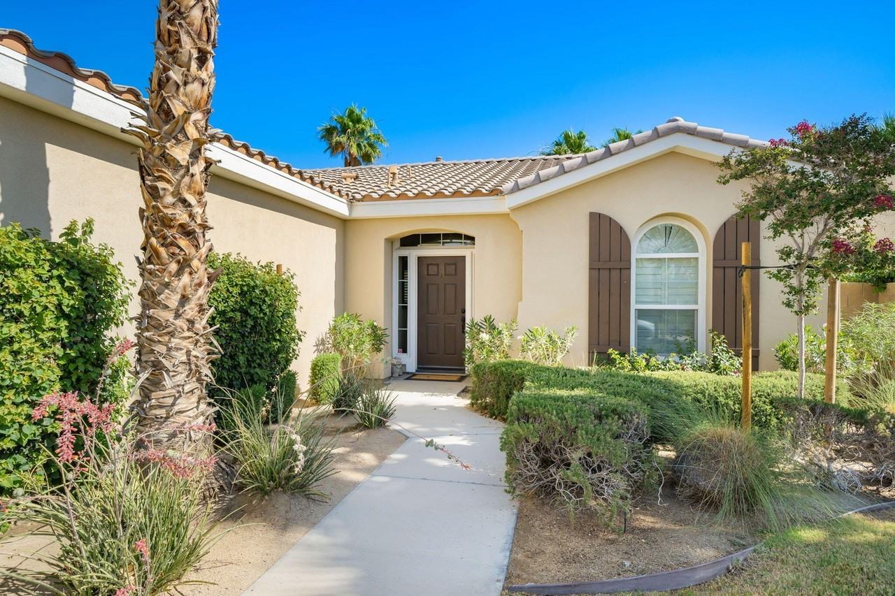 81462 Joshua Tree Ct - Photo 4 of 33