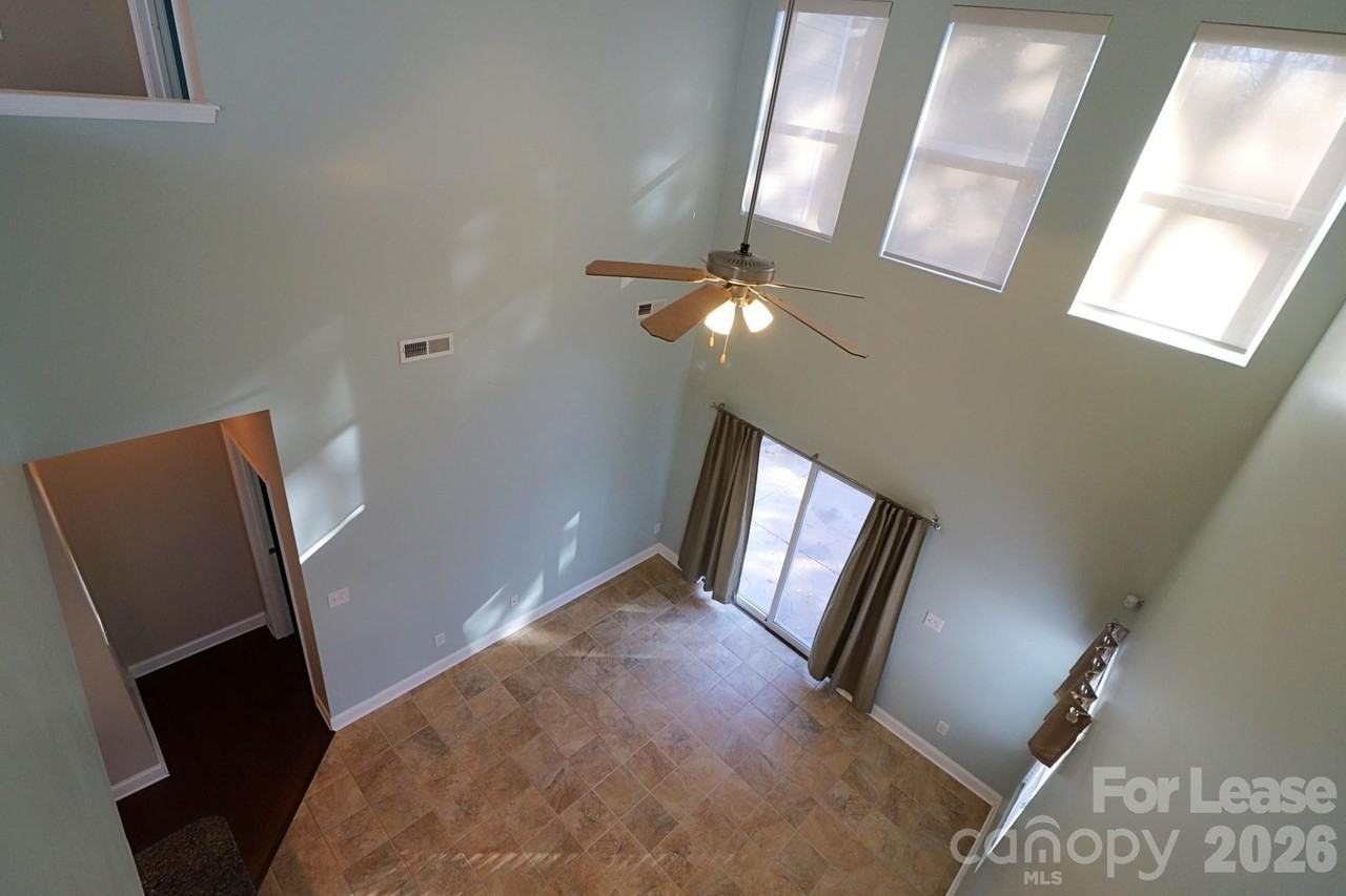 2090 Shady Pond Dr - Photo 6 of 31