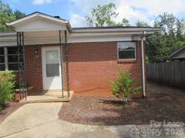 featured image of 283 15th St Se
