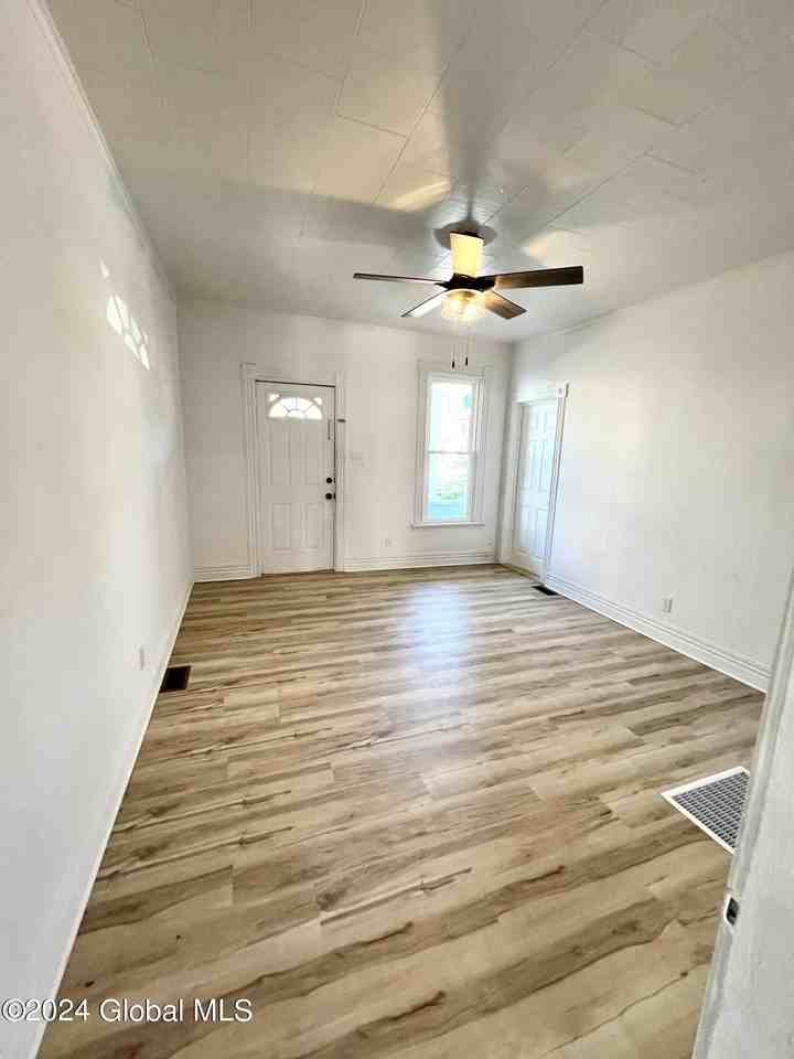 39 1/2 Milton Ave #1 - Photo 3 of 17