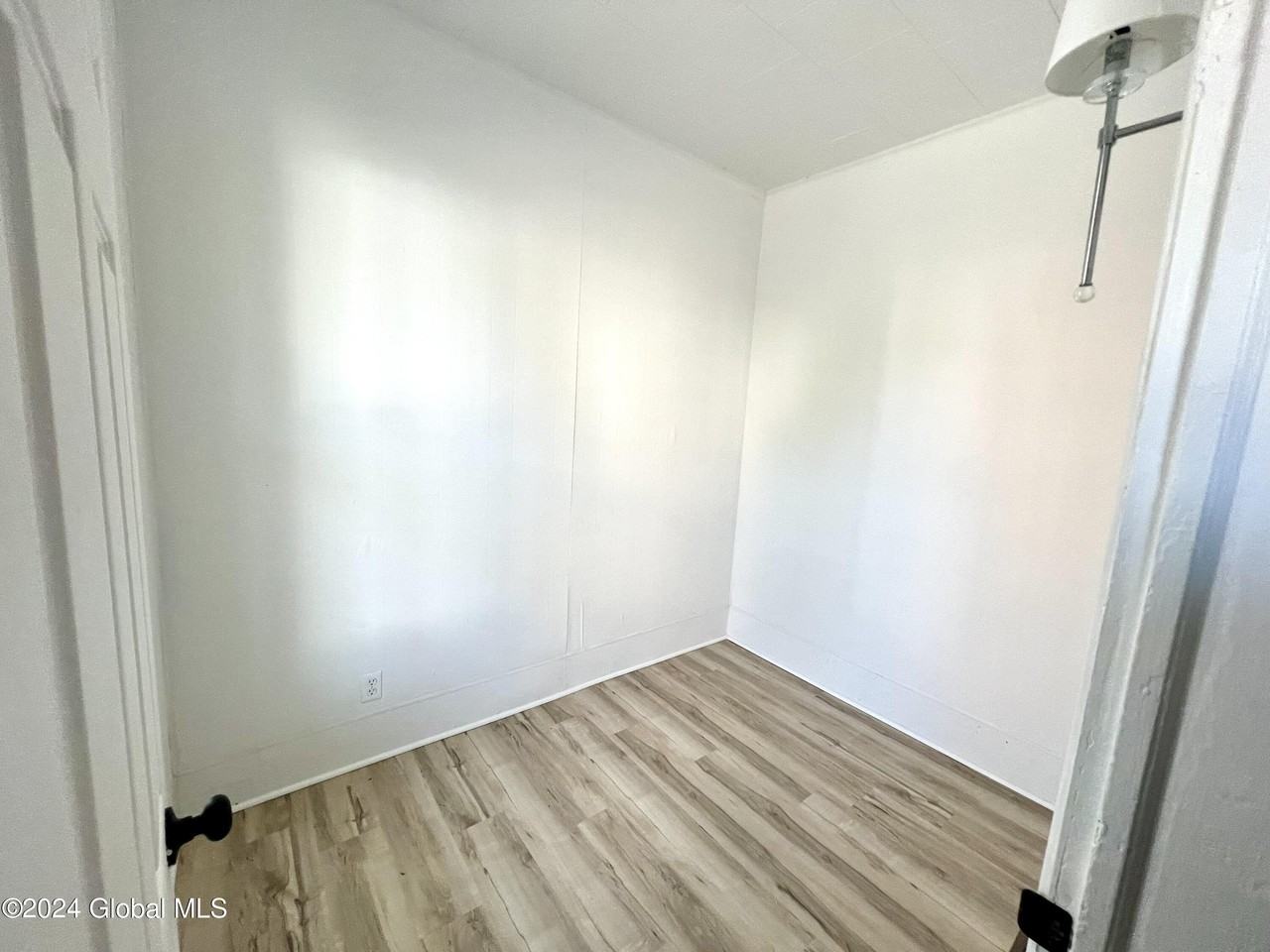 39 1/2 Milton Ave #1 - Photo 4 of 17