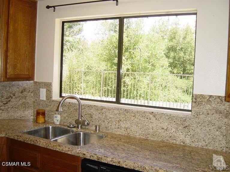 6813 Eaglehaven Ln - Photo 3 of 27