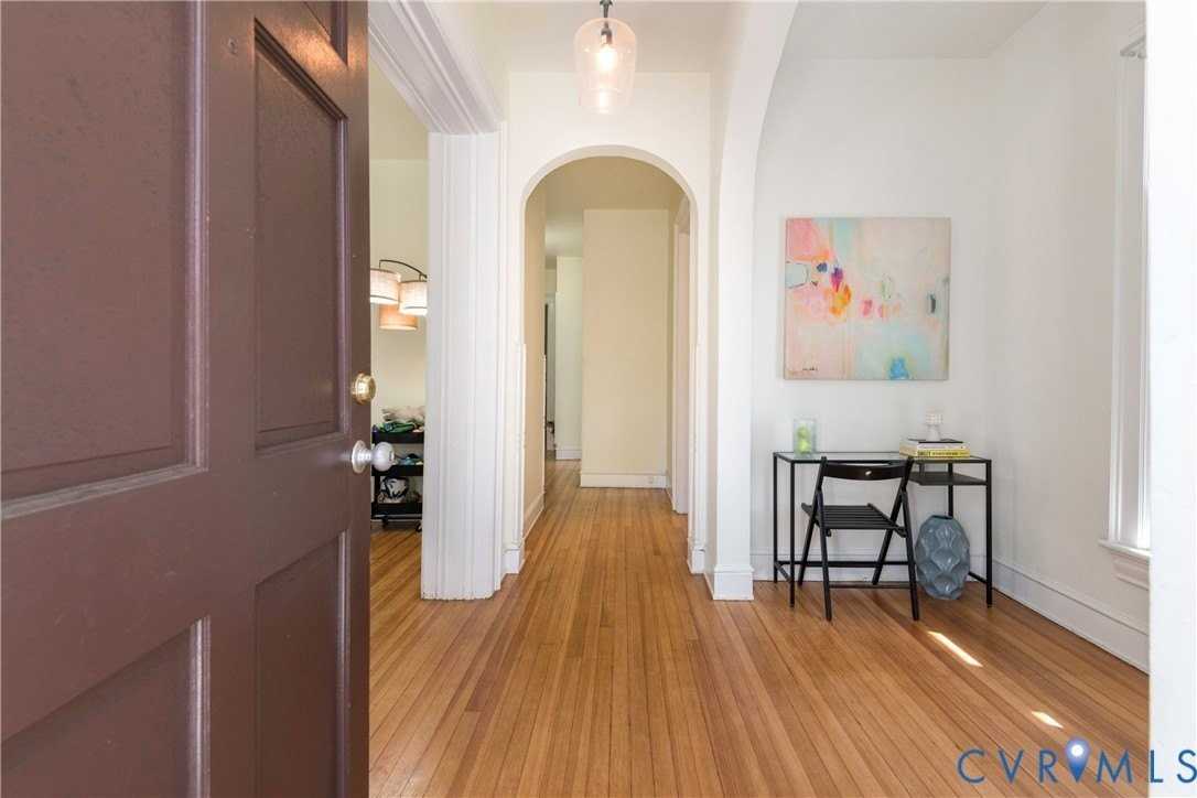 4404 Patterson Ave - Photo 5 of 44