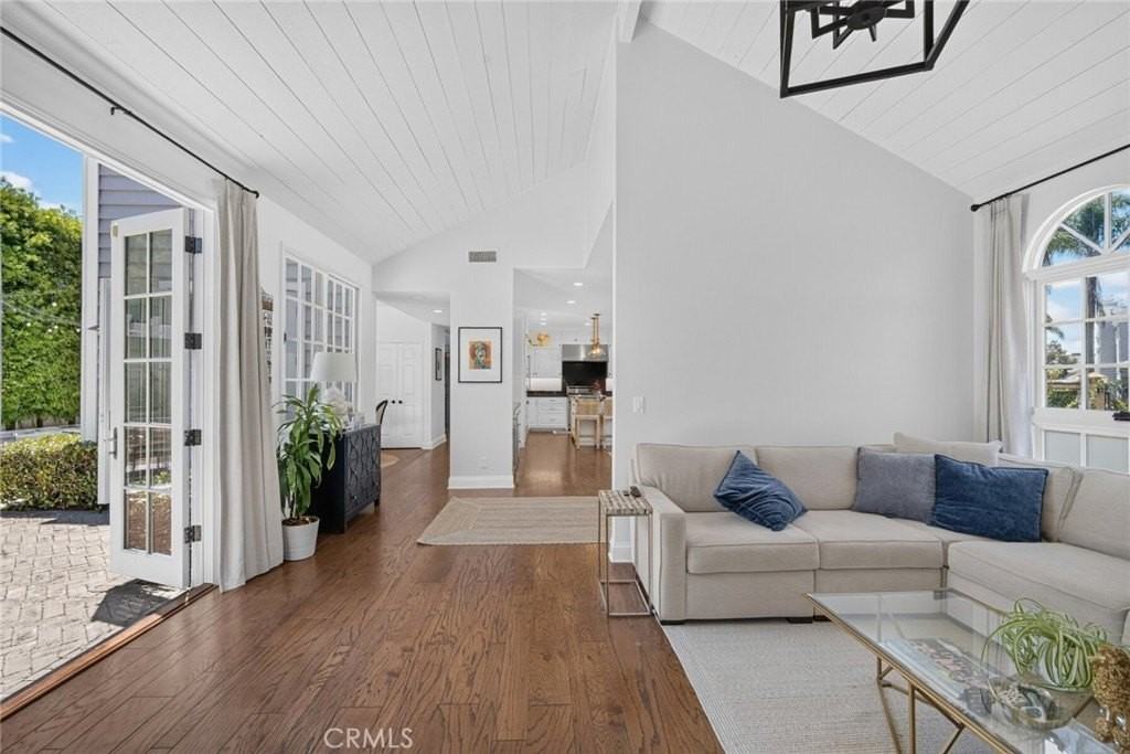 24622 Santa Clara Ave - Photo 5 of 50