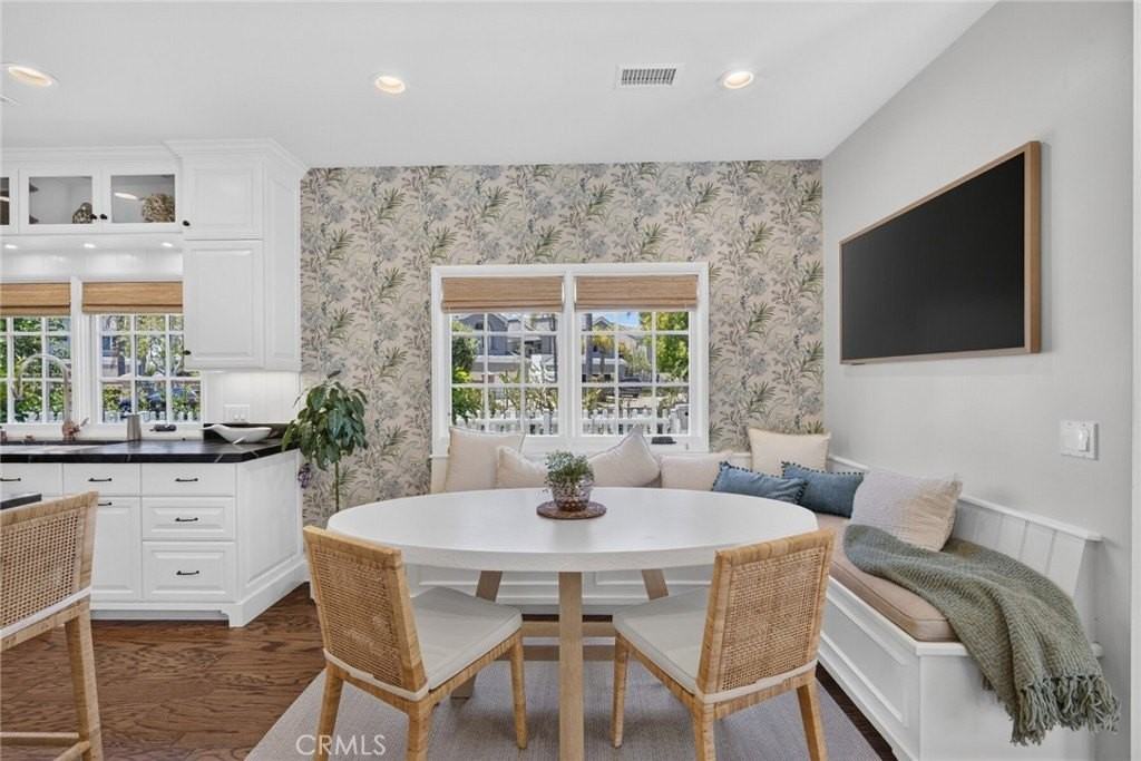 24622 Santa Clara Ave - Photo 7 of 50