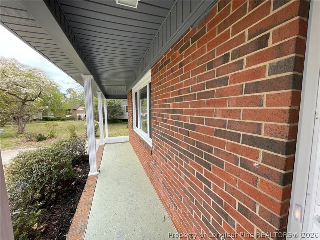 1017 Xavier Ct - Photo 2 of 14
