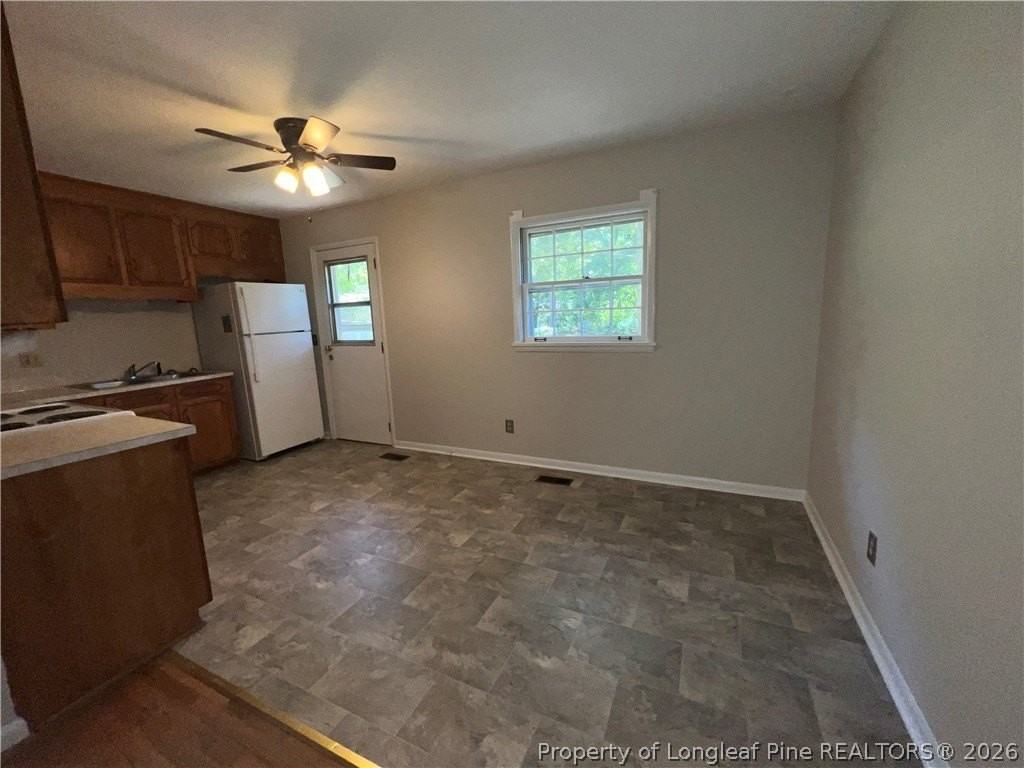 2904 Collingwood St - Photo 5 of 19