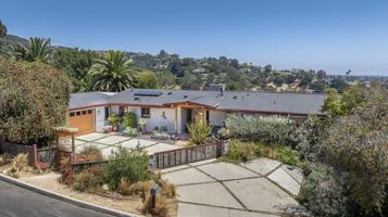 featured image of 1090 El Medio Ave