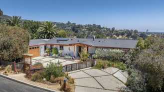 1090 El Medio Avenue - Photo 1 of 1