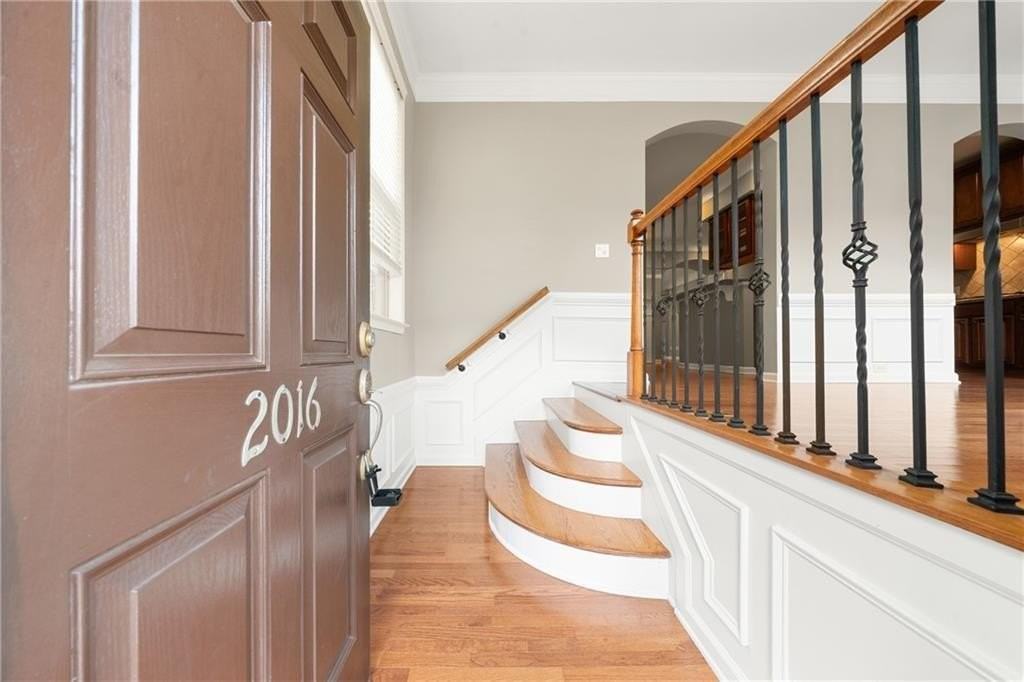 2016 Manchester Way - Photo 2 of 40