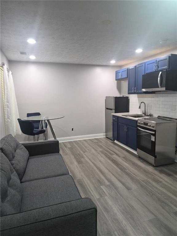 2475 Meredith Walk - Photo 6 of 7