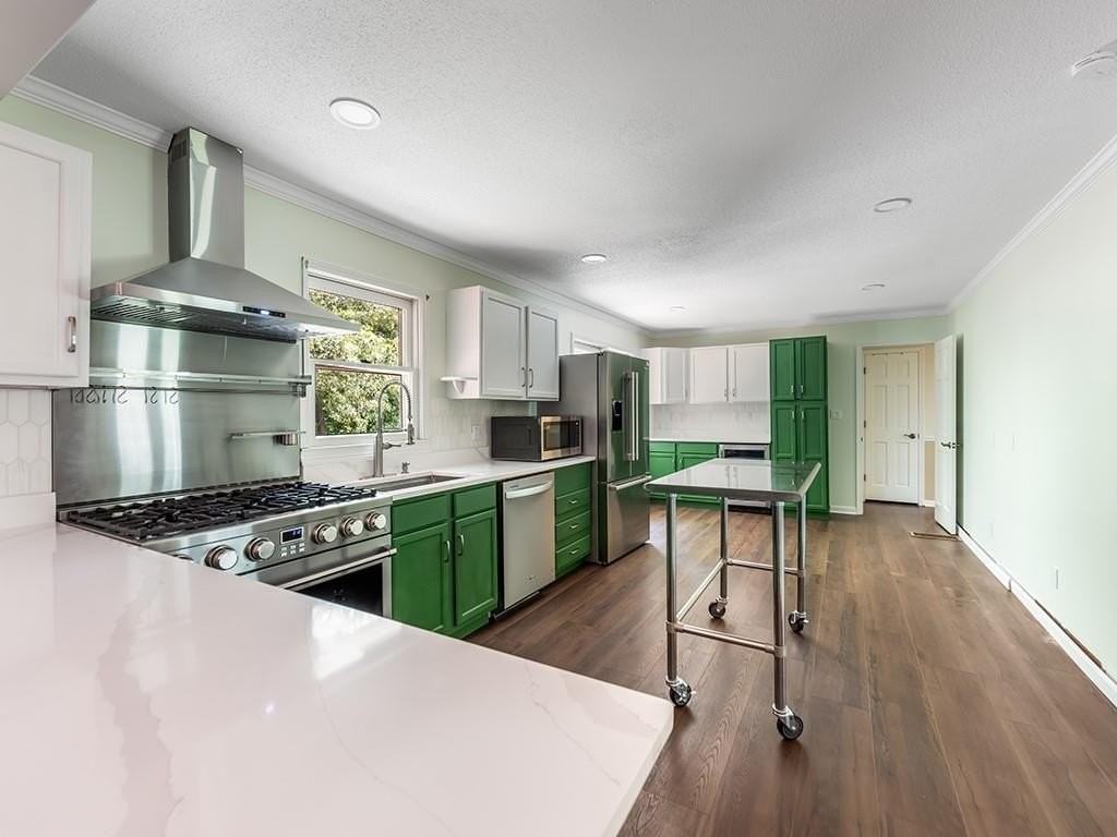 1179 Pathfinder Rd - Photo 3 of 23