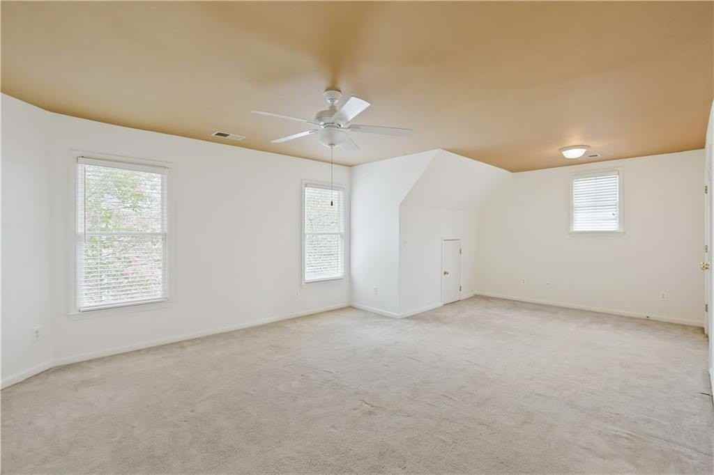 1452 Crown Ter - Photo 6 of 9