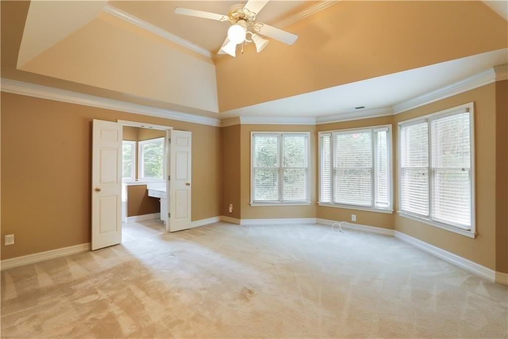 1452 Crown Ter - Photo 7 of 9