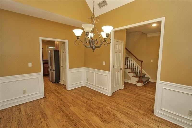 1360 Eastgate Ct Se - Photo 6 of 32