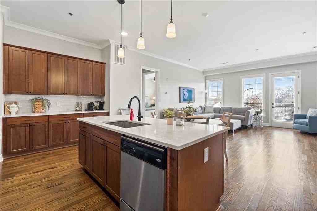 360 Chambers St #202 - Photo 7 of 16