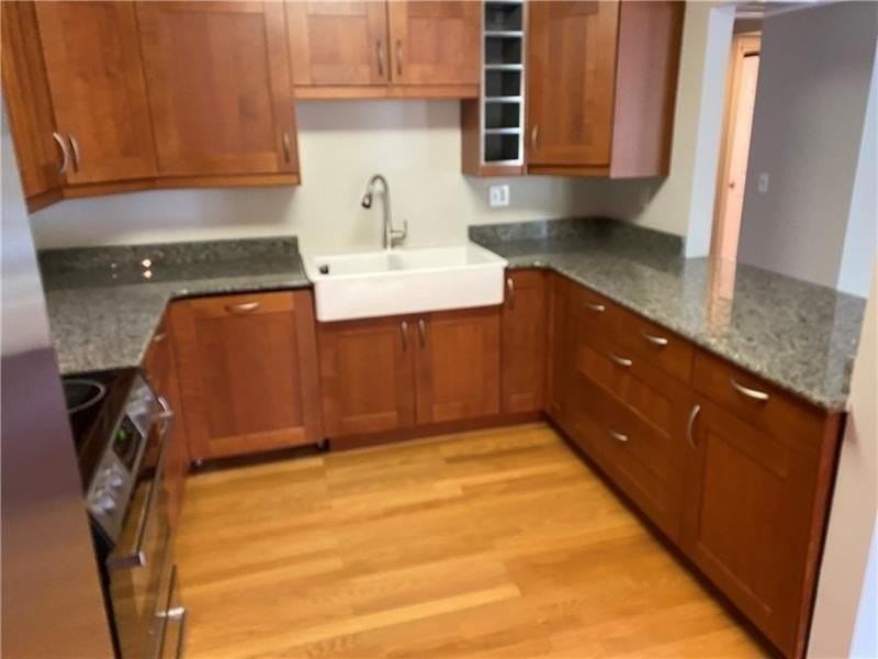 3125 Colonial Way #G - Photo 6 of 11