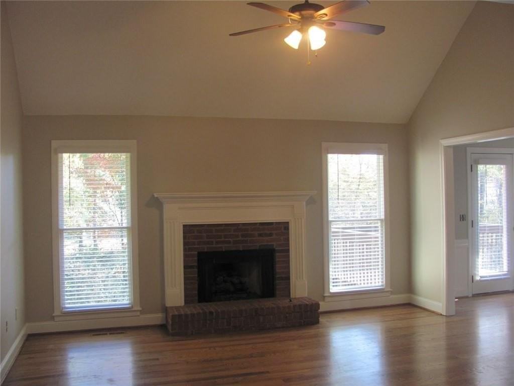 3383 Conley Downs Dr - Photo 5 of 30