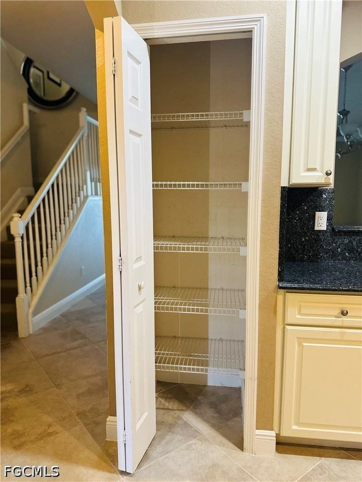 3396 Dandolo Cir - Photo 6 of 27