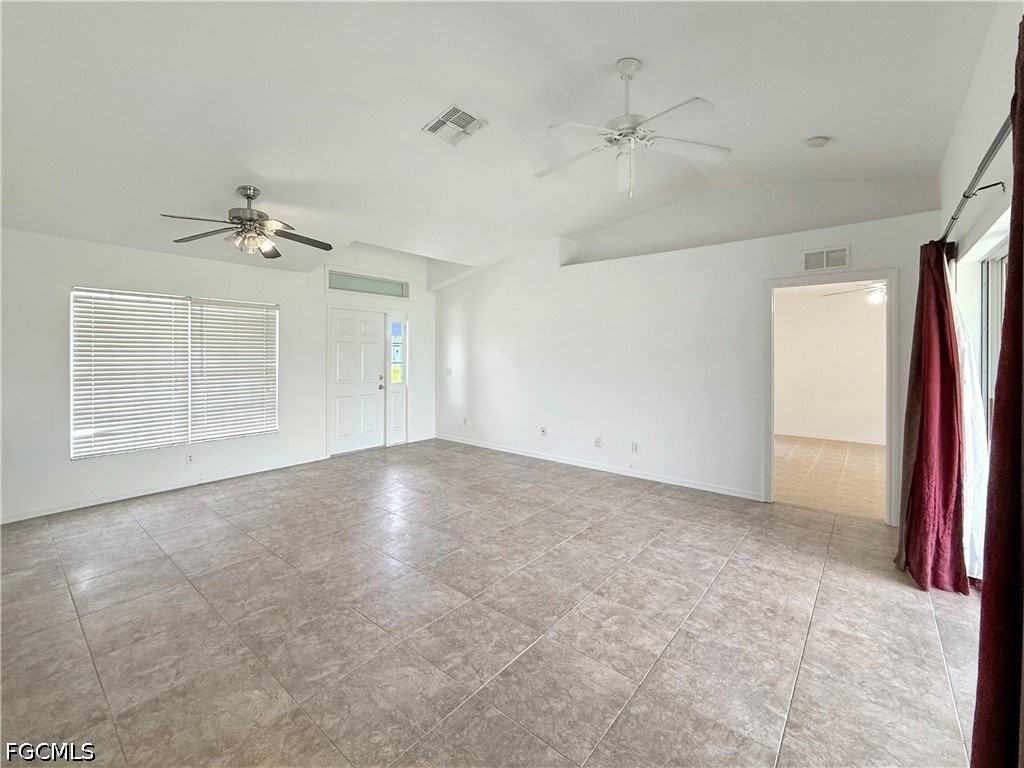 203 Nw 24th Ter - Photo 3 of 22