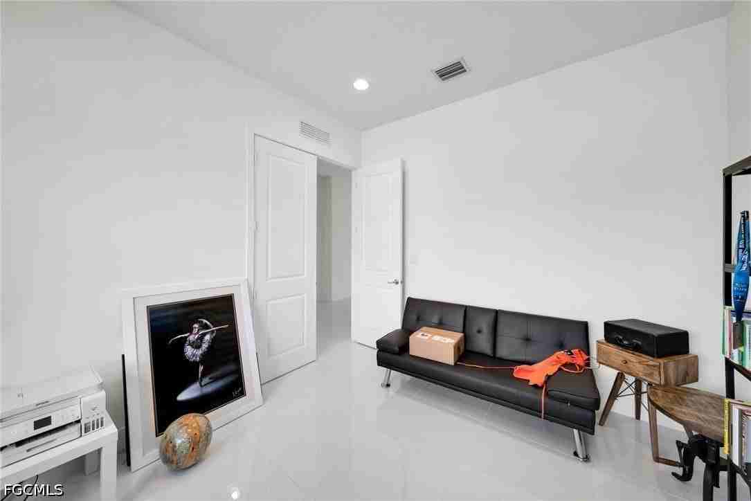 5043 Ofanto Ln - Photo 5 of 33