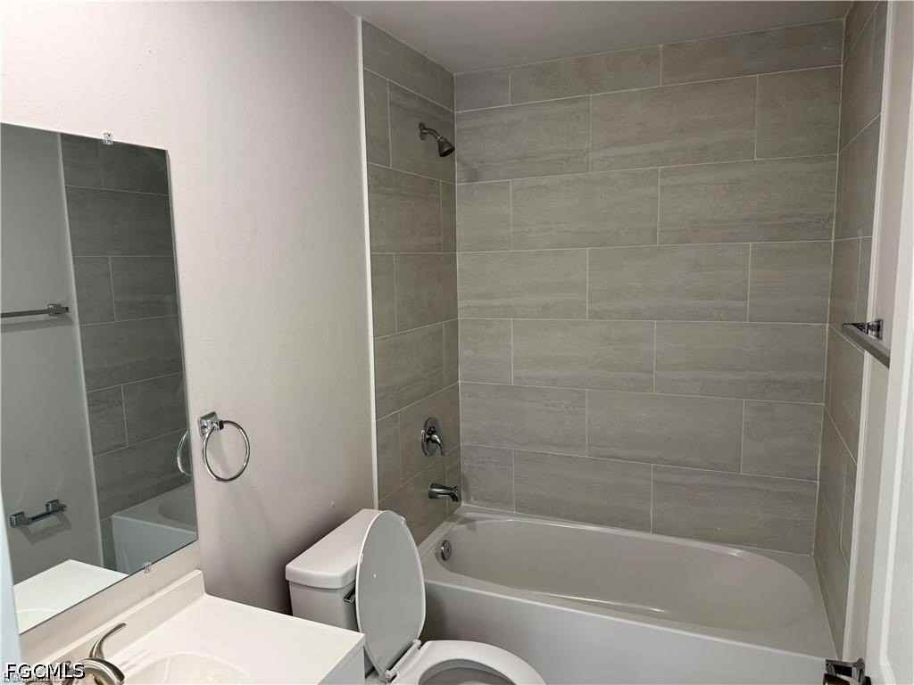 3310 Sw 17th Pl - Photo 6 of 14