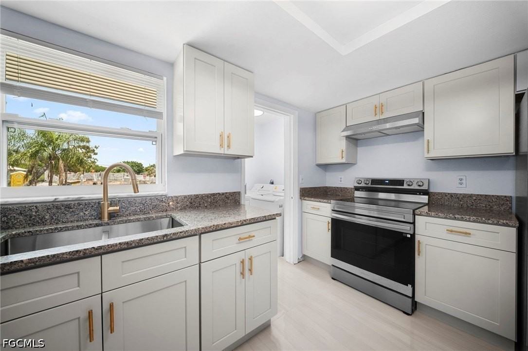 5454 8th Ave - Photo 7 of 17