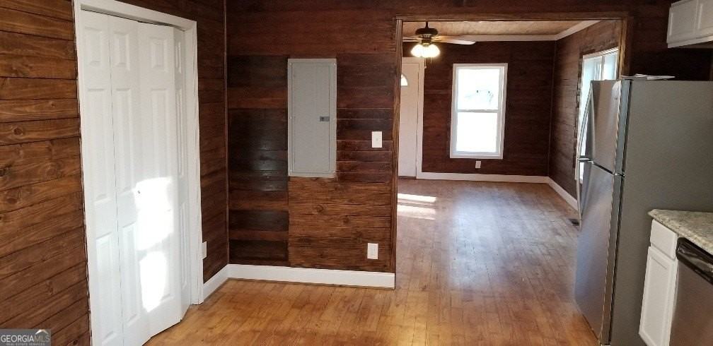 186 Georgia Ave #A - Photo 5 of 9