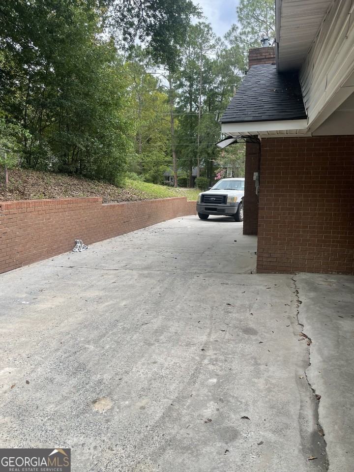 514 Pitt Moore Rd - Photo 2 of 23