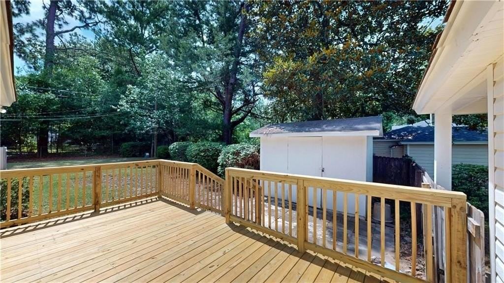 272 Border Dr W - Photo 5 of 19