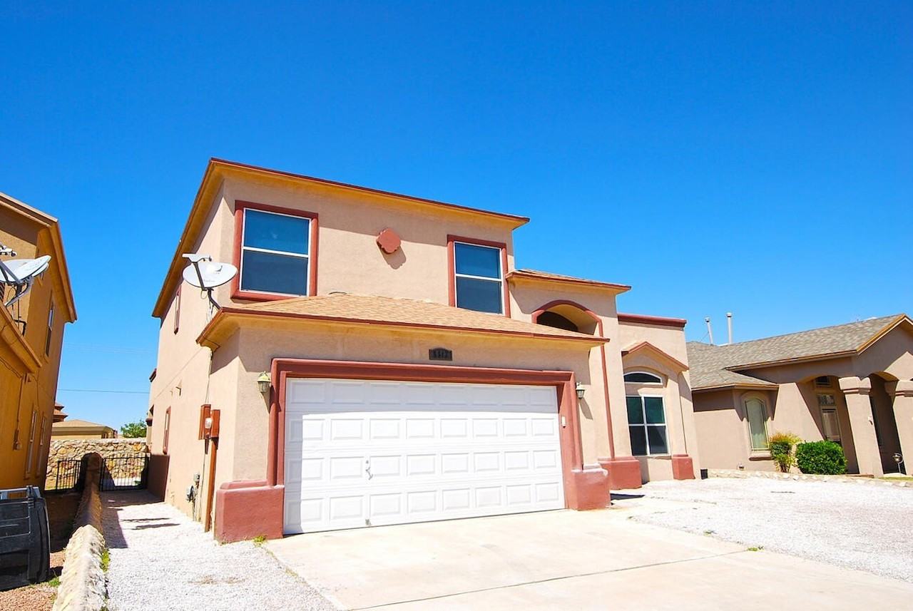 5513 Ignacio Frias Dr - Photo 3 of 32