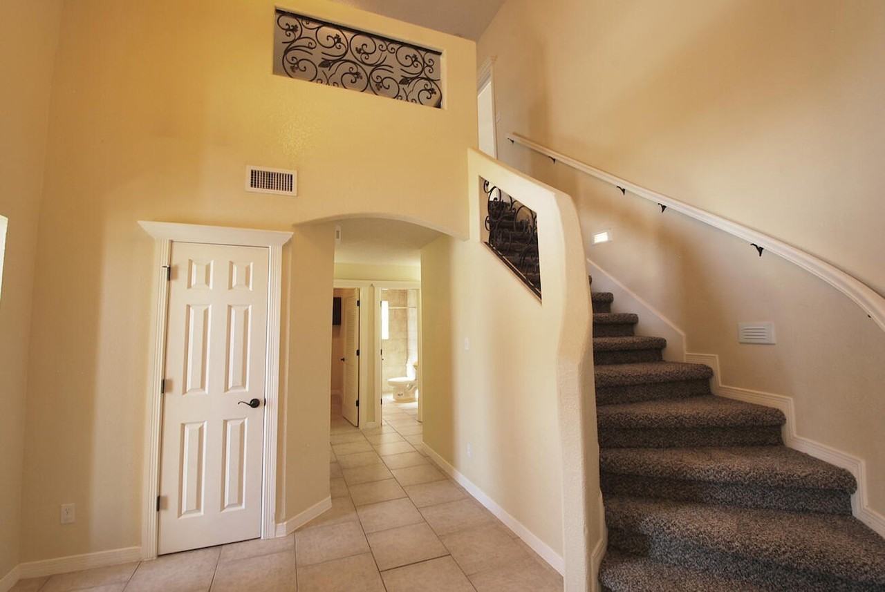 5513 Ignacio Frias Dr - Photo 6 of 32