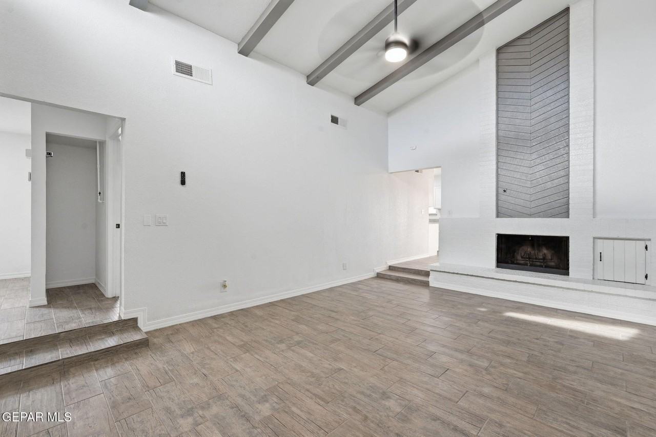 3540 E Glen Dr #A - Photo 3 of 34
