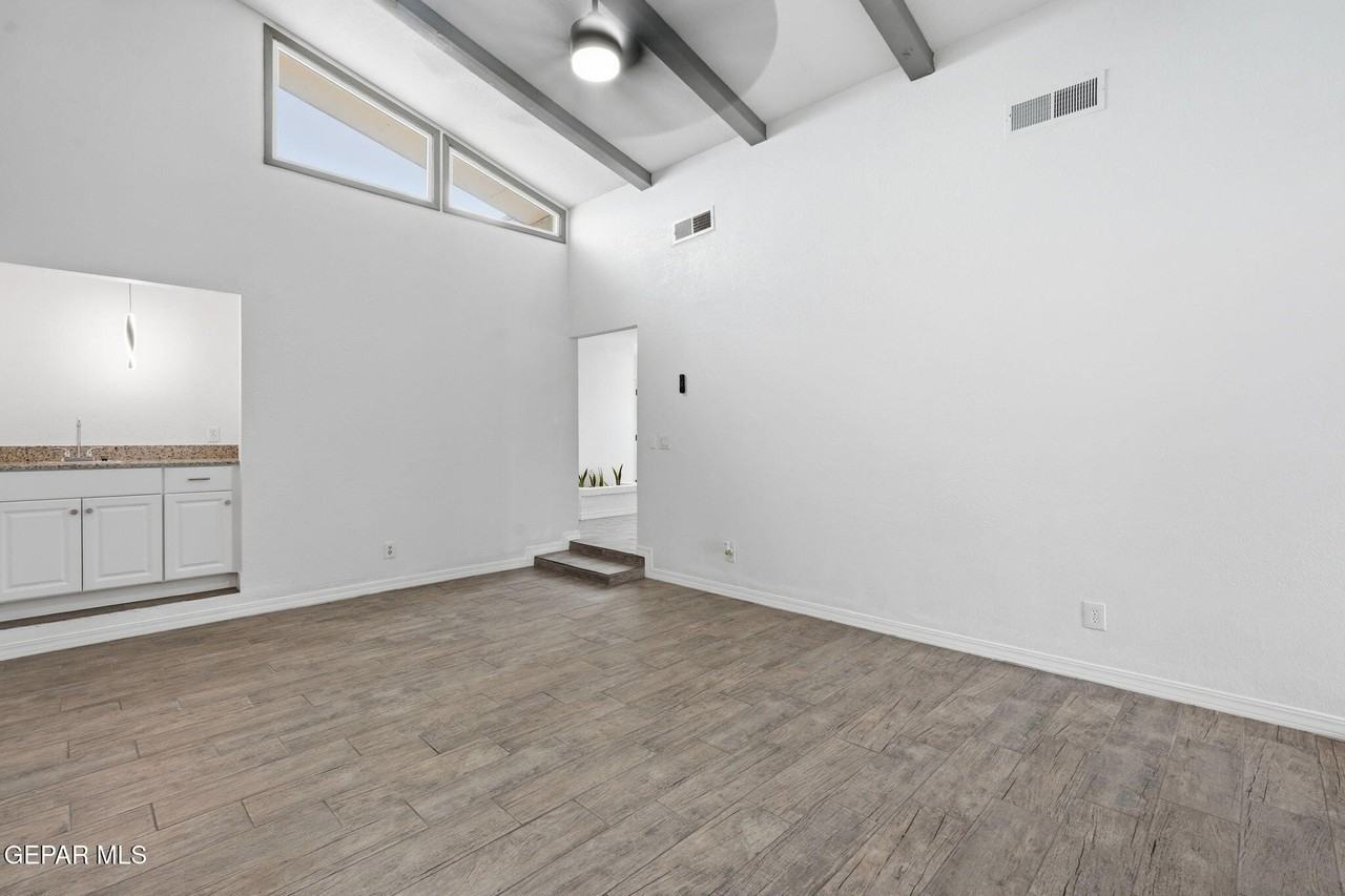 3540 E Glen Dr #A - Photo 4 of 34
