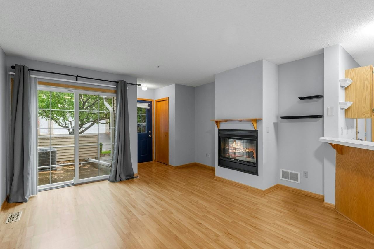 2230 Ranchview Lane North, Unit 90 - Photo 2 of 16