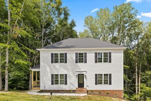 featured image of 2212 Cambridge Pl