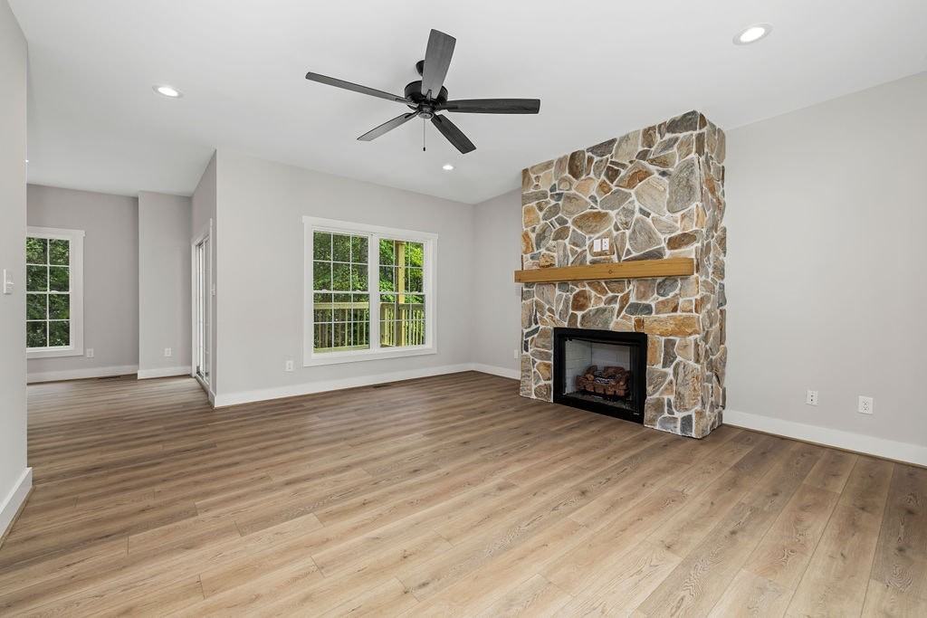 2212 Cambridge Place - Photo 3 of 16