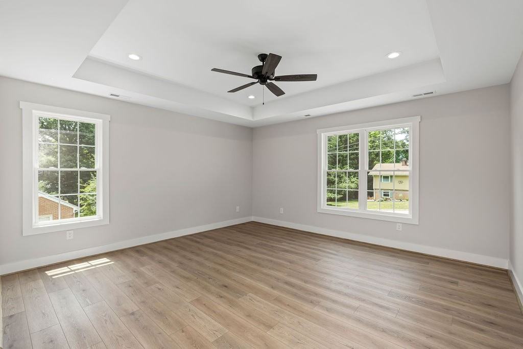 2212 Cambridge Place - Photo 6 of 16